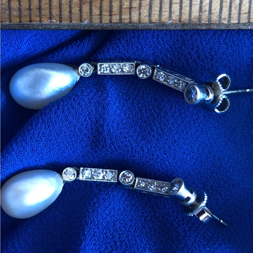 Elegant Diamond white gold Fresh Water Pearl Earrings —